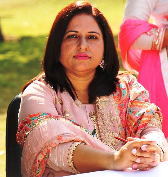 Mrs. Ramandeep Mam